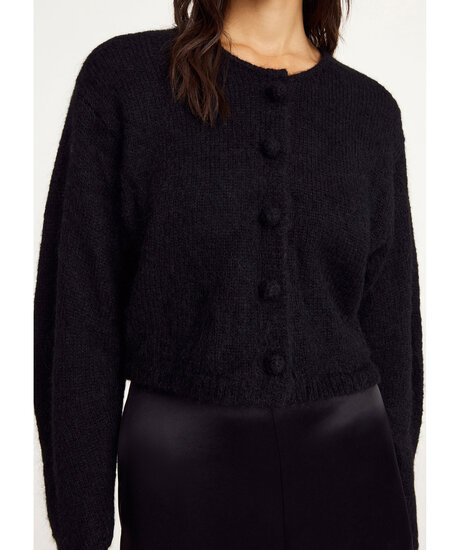 Zharea Knitwear