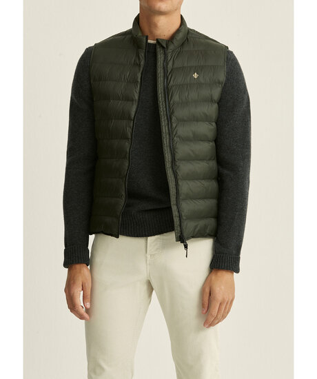 Norfolk liner vest