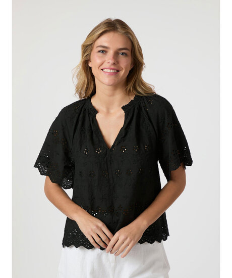 Odet Embroidery Blouse