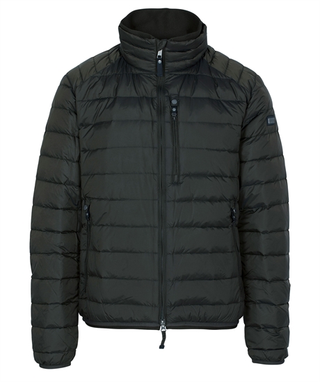 Bastian Collar