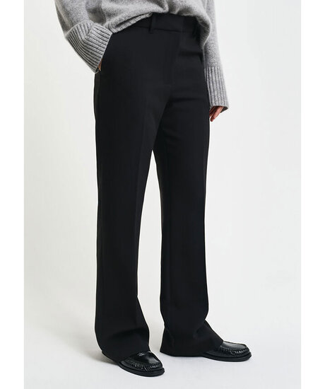 Slim flare slack