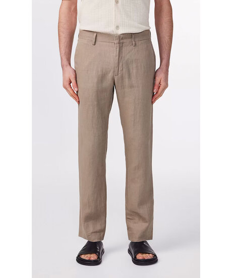 Theo Linen