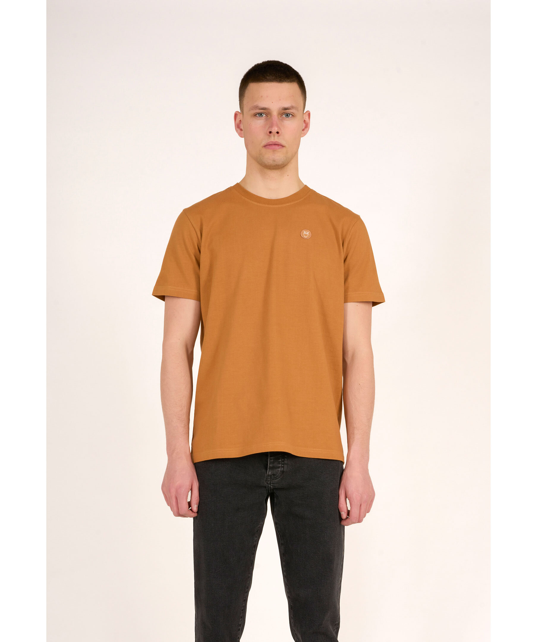 Alder badge tee 2