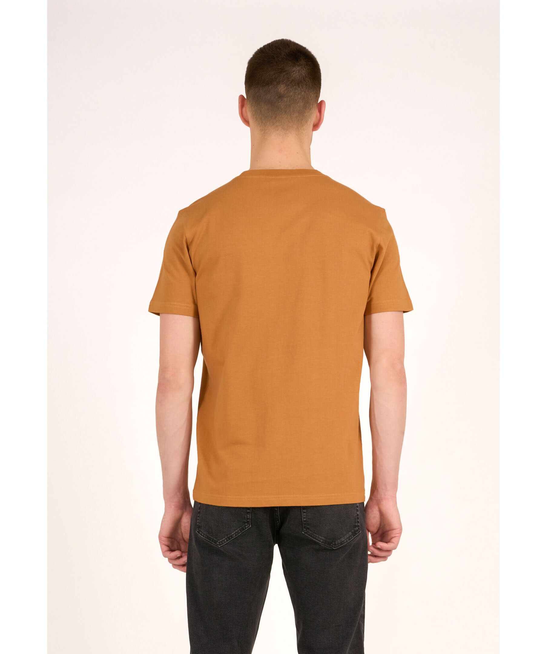 Alder badge tee 3
