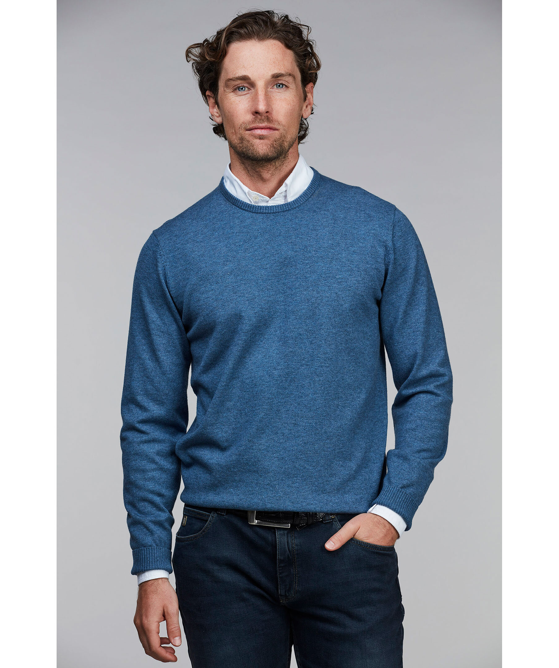 Crewneck Alcantara Patch 1