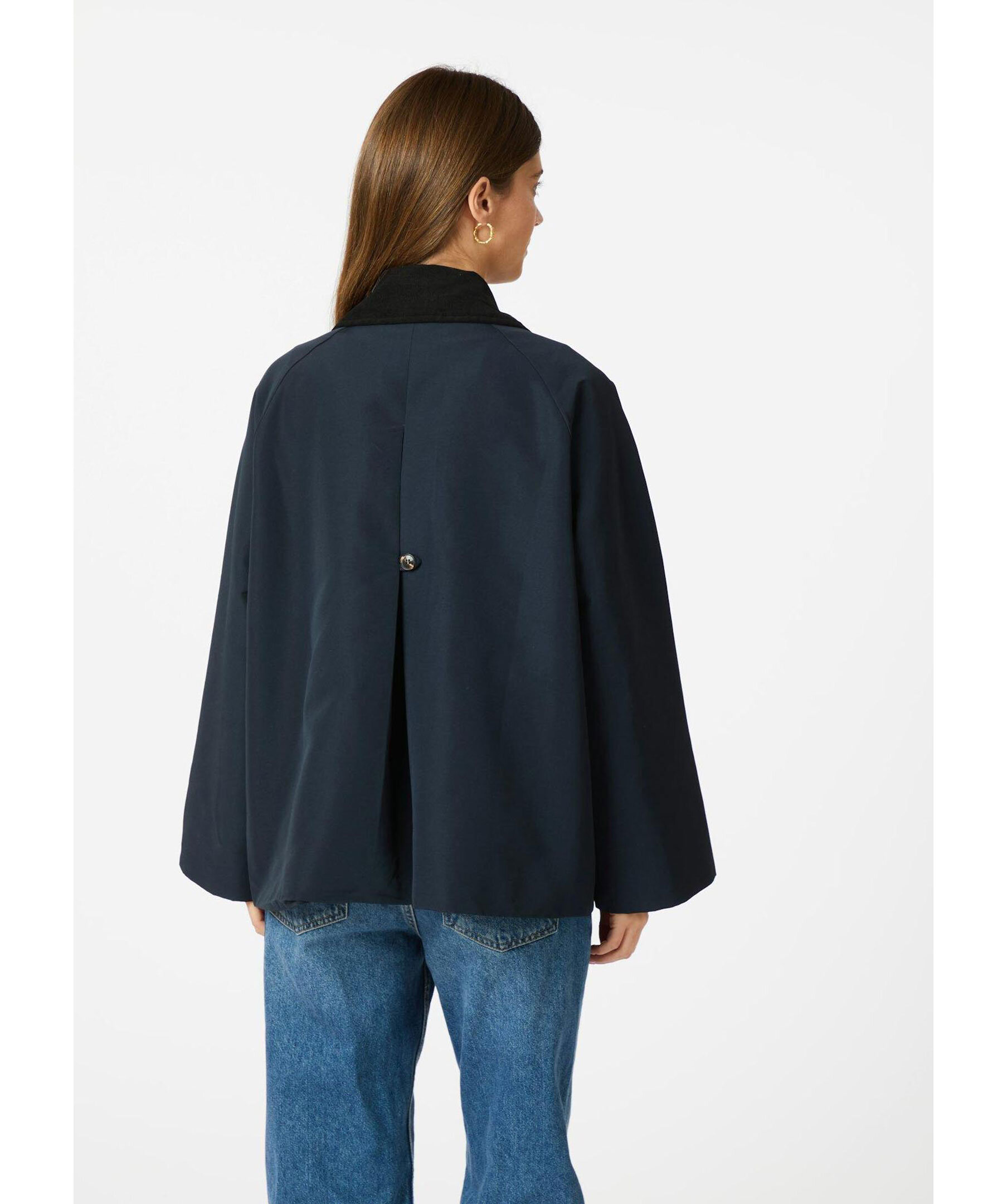 Gatbi Clean Jacket 2