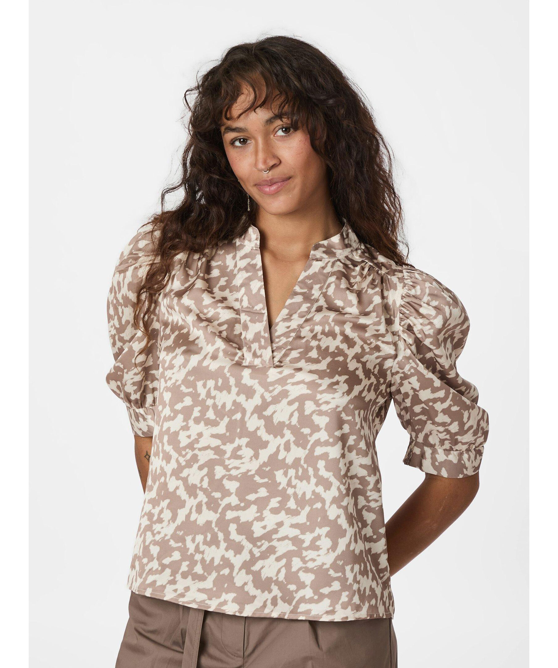 Roella Grafic Blouse