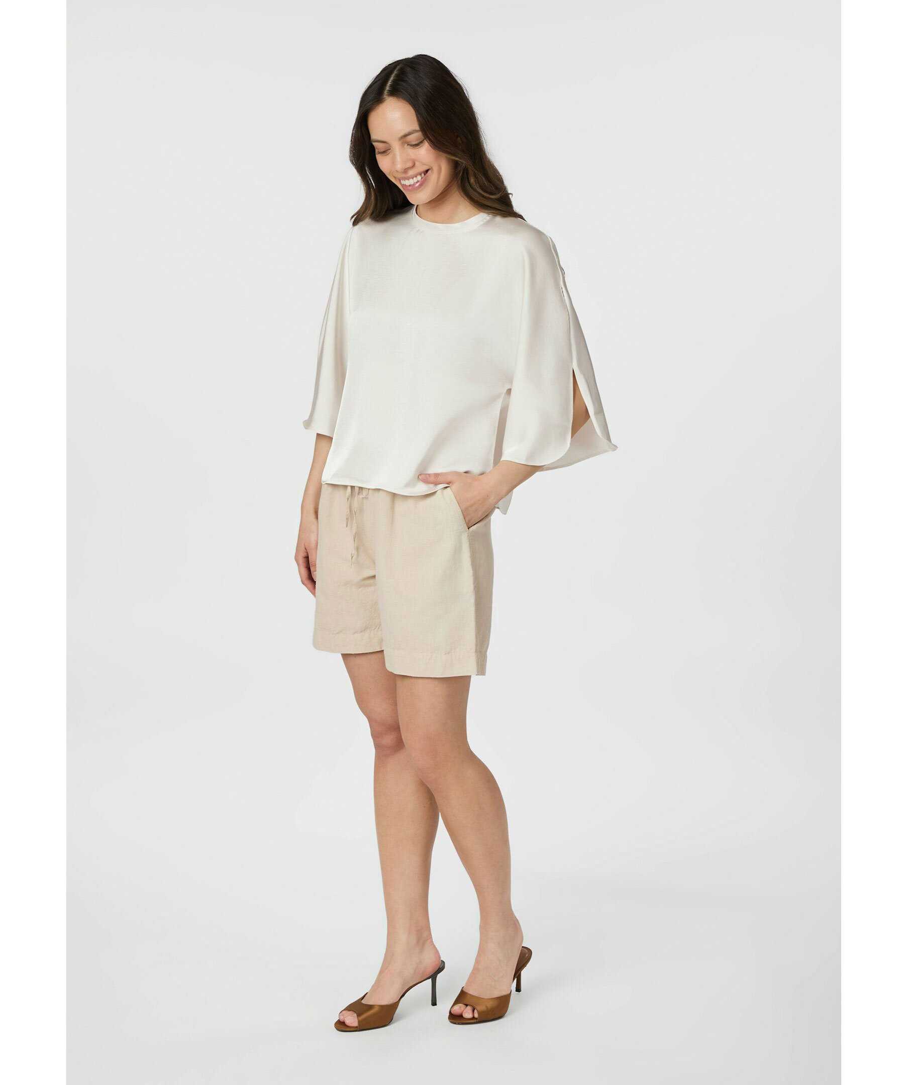 Liora Heavy Sateen Blouse 4