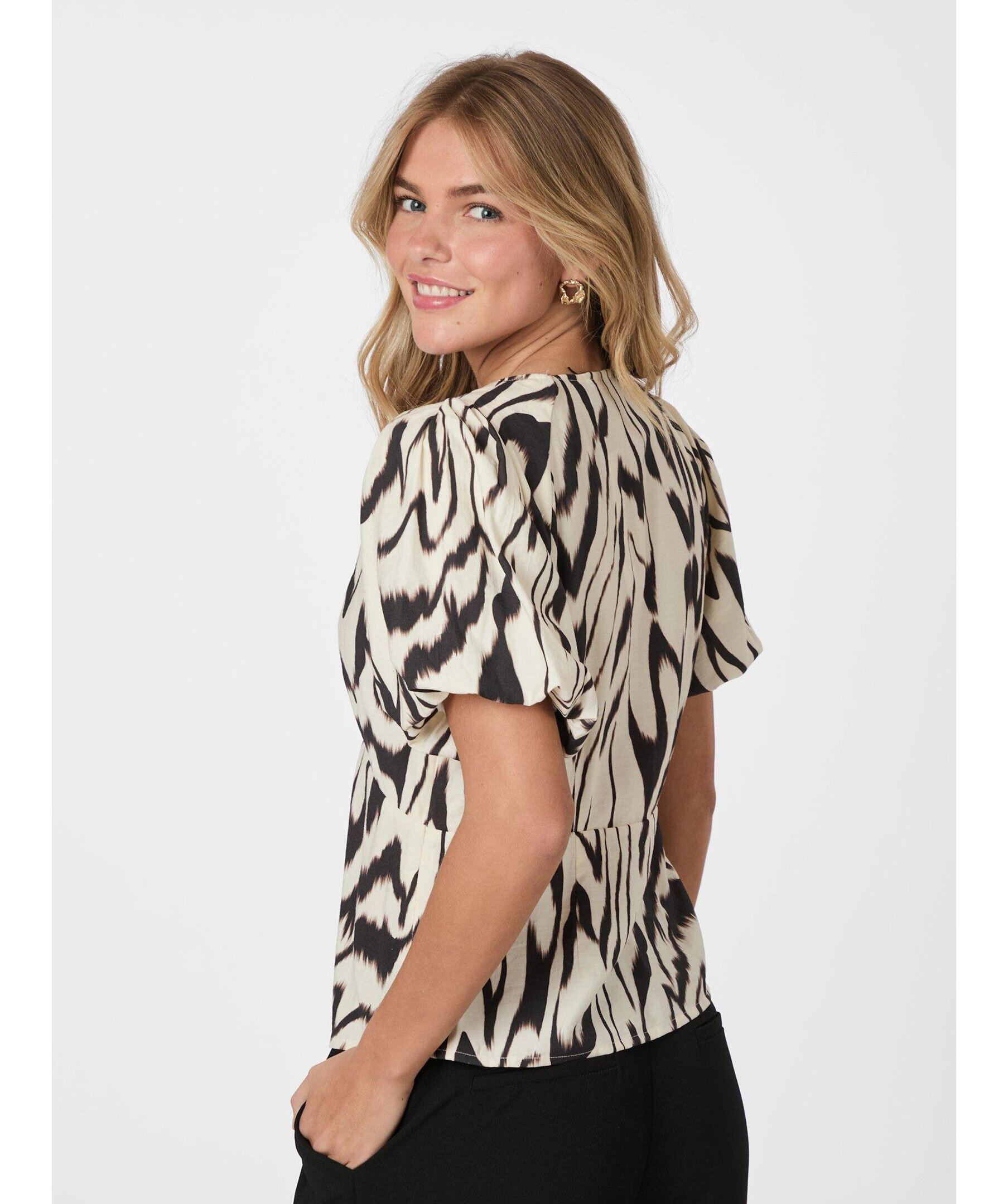 Irina Graphic Zag Blouse 2