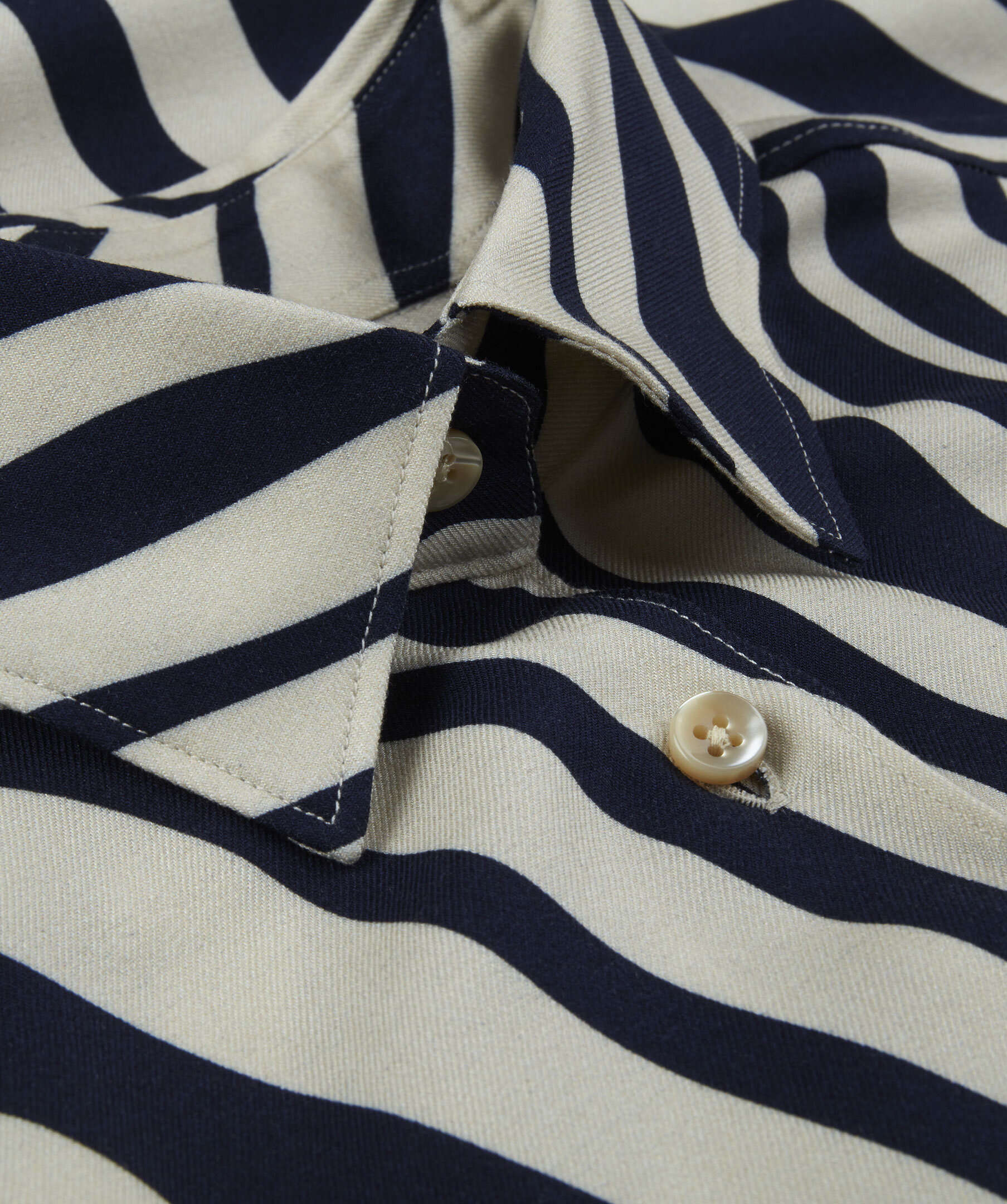 Annelie Shirt 3