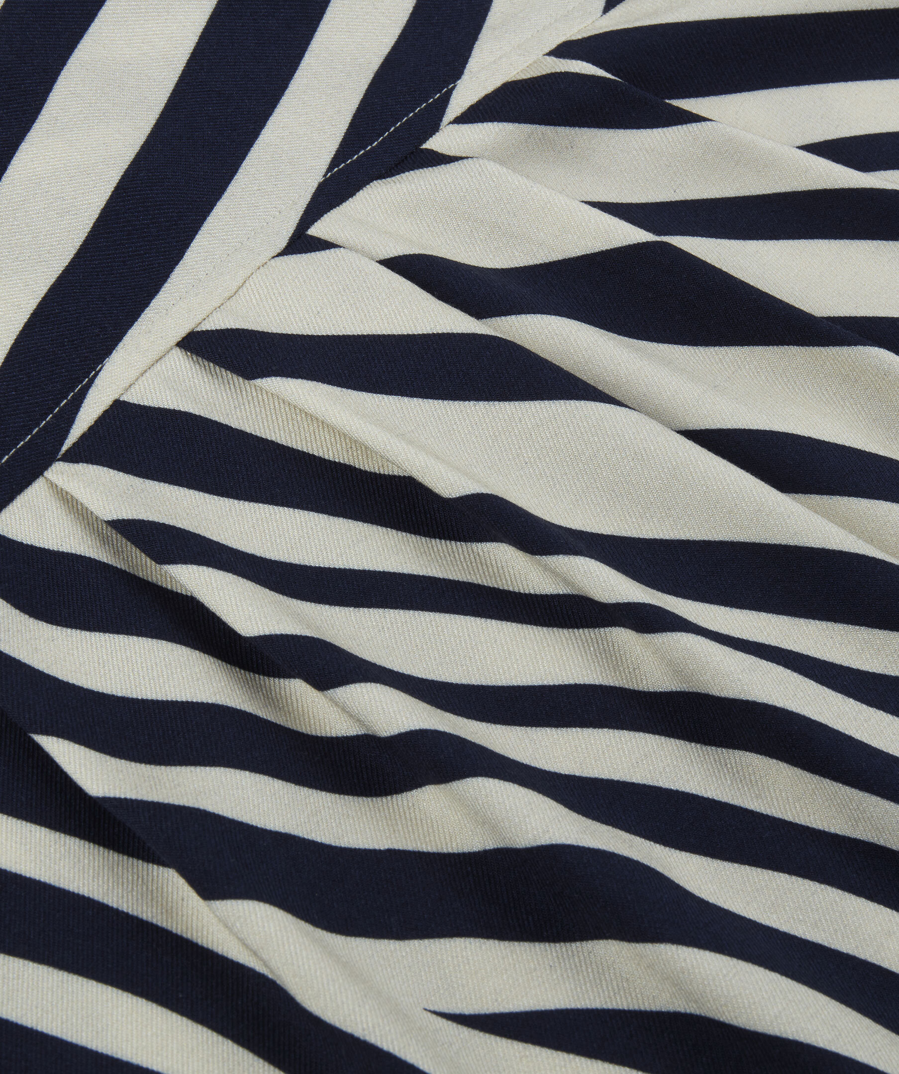 Annelie Shirt 4