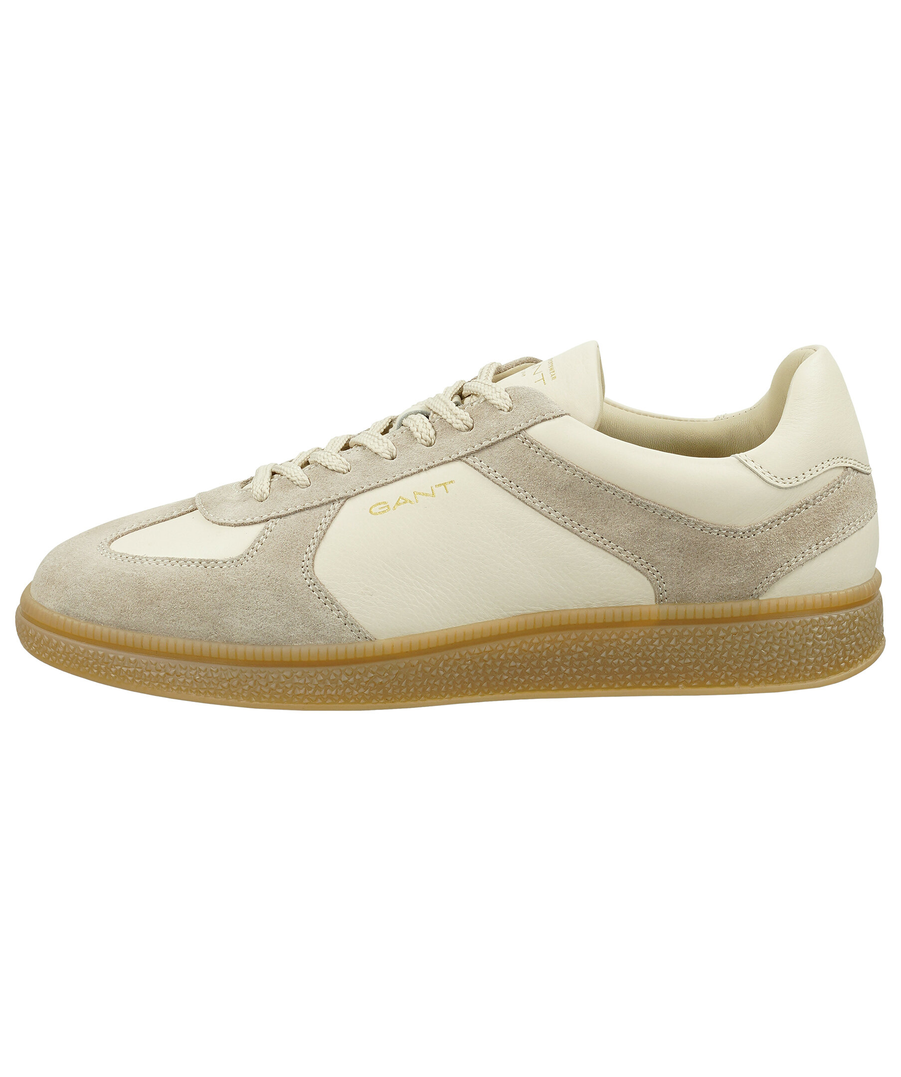 Cuzmo sneaker 1