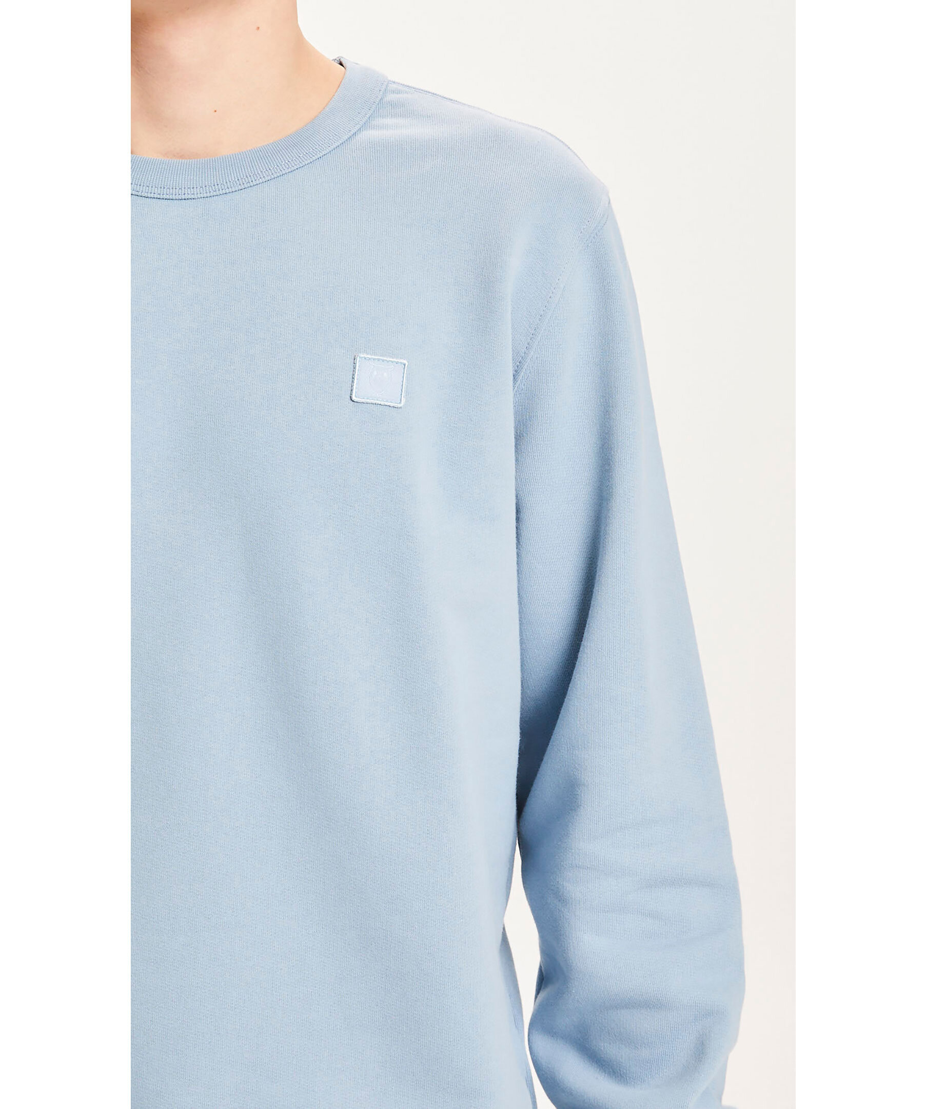 Basic badge sweat 4