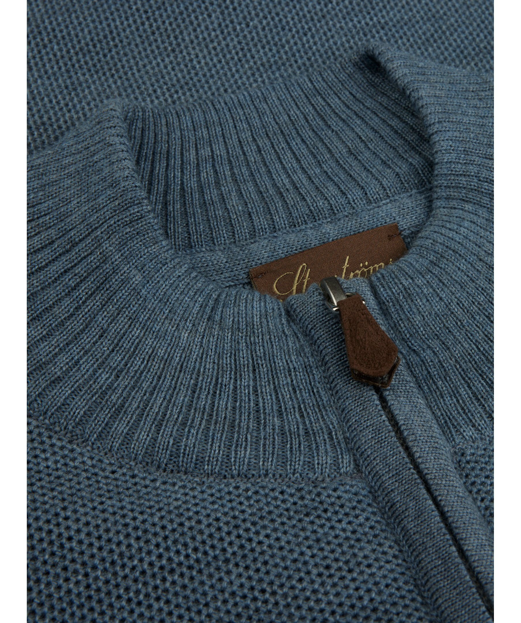 Half Zip Structure 3