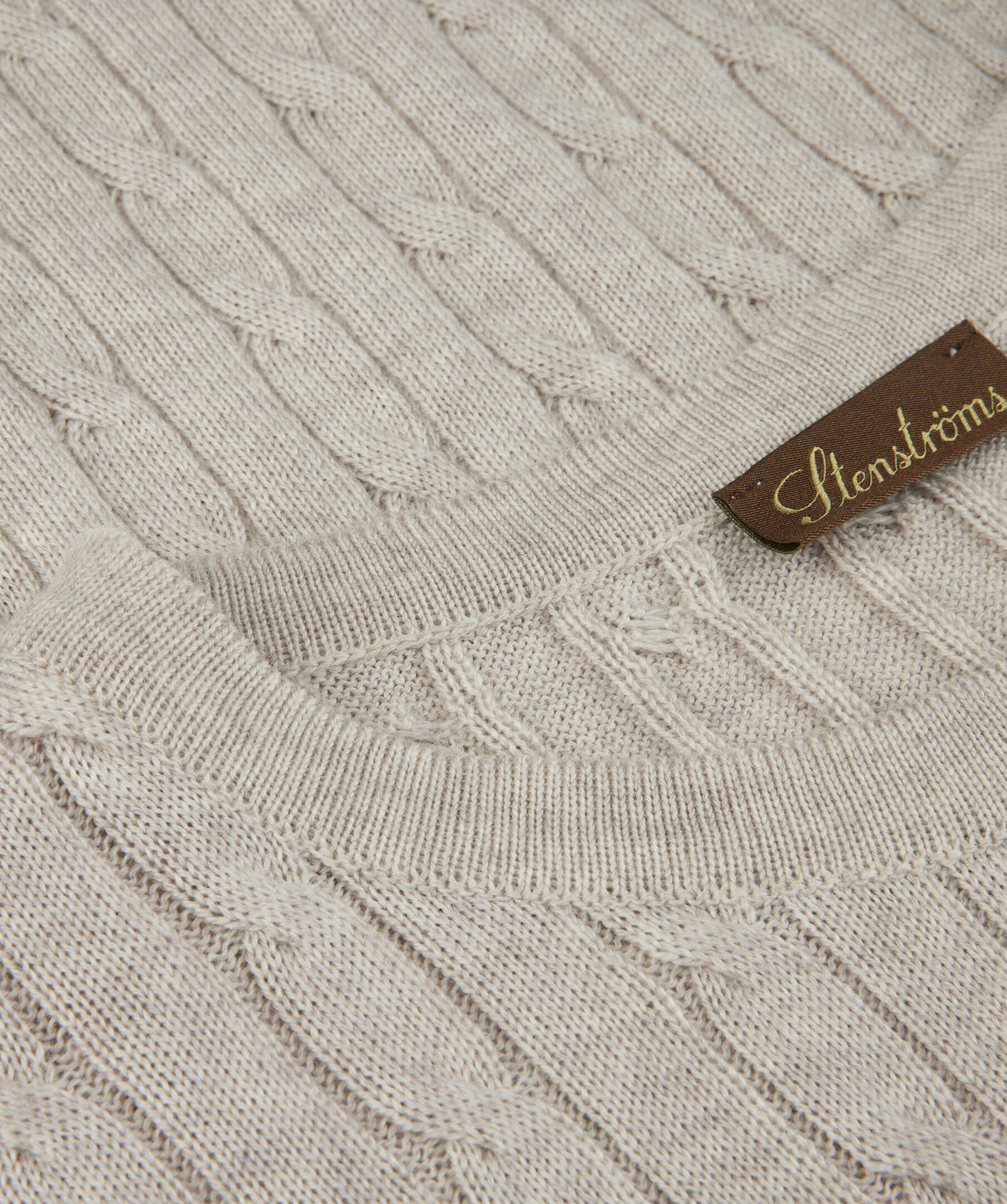 Merino Cable Crewneck 7