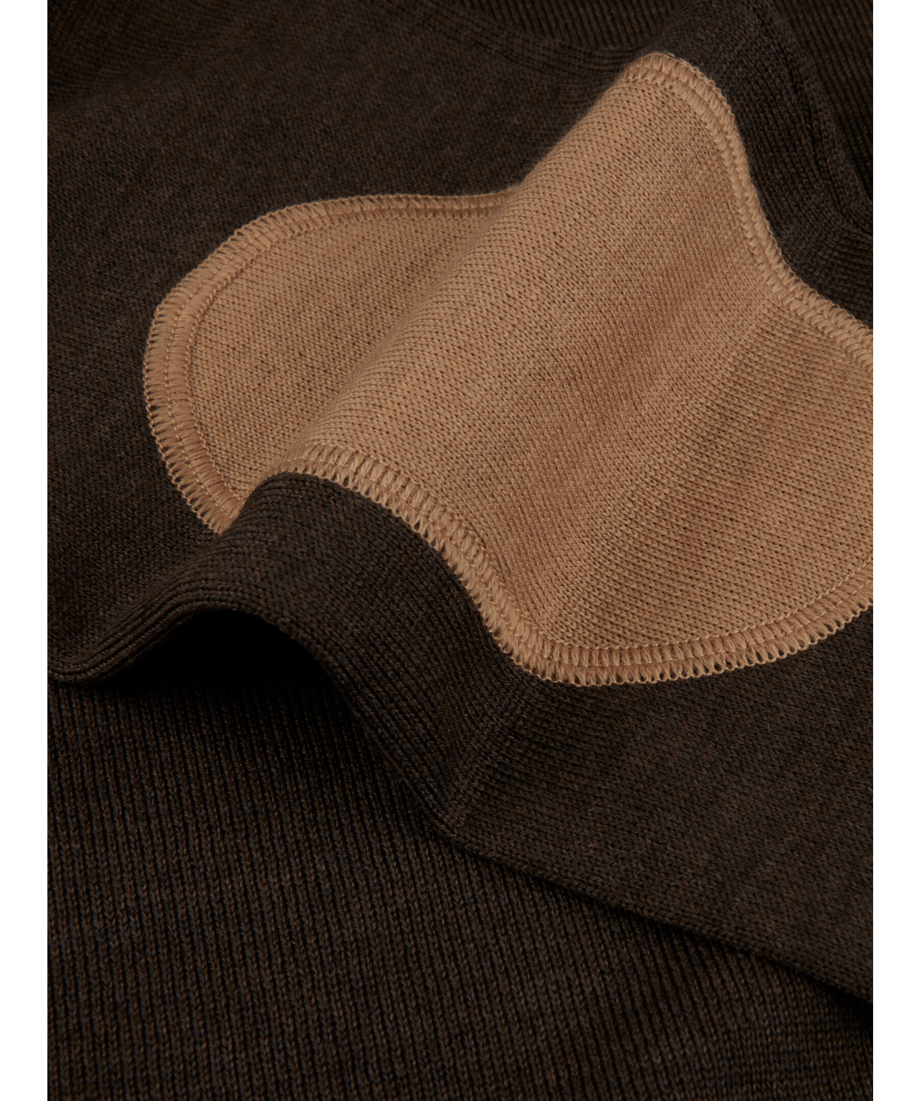 Merino Crewneck Patch 12