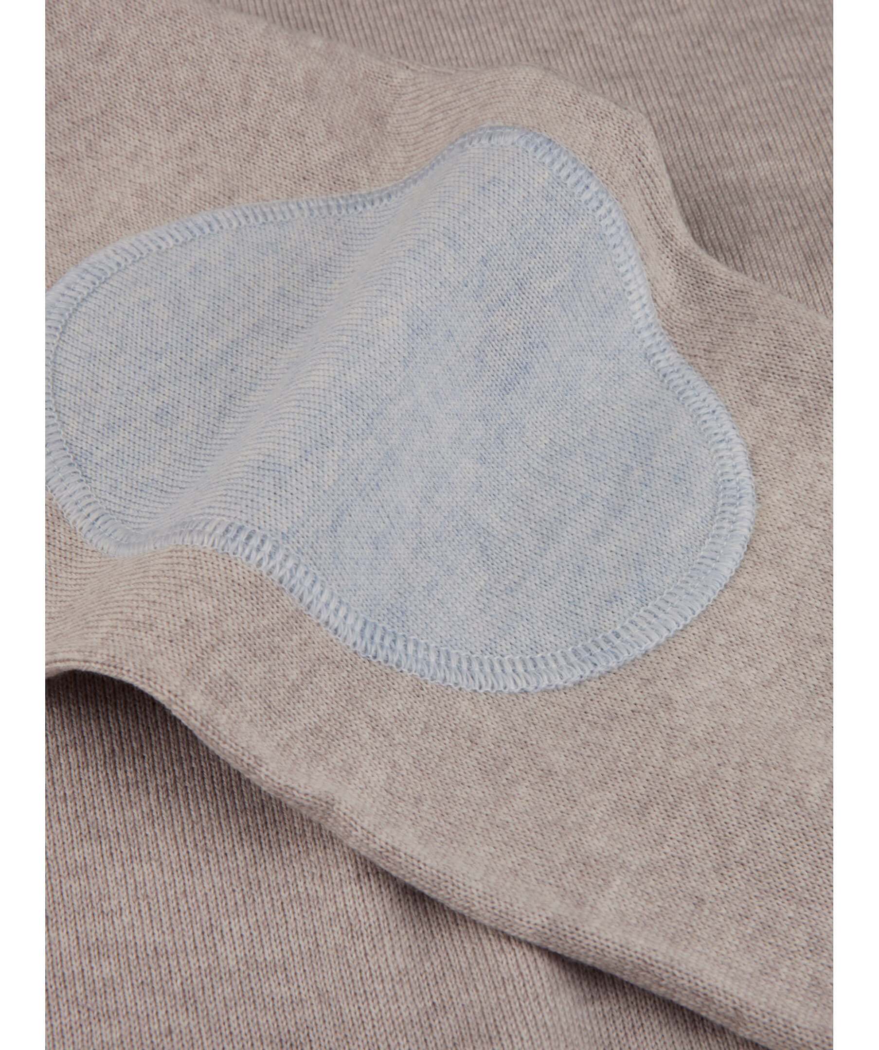 Merino V Neck Patch 4