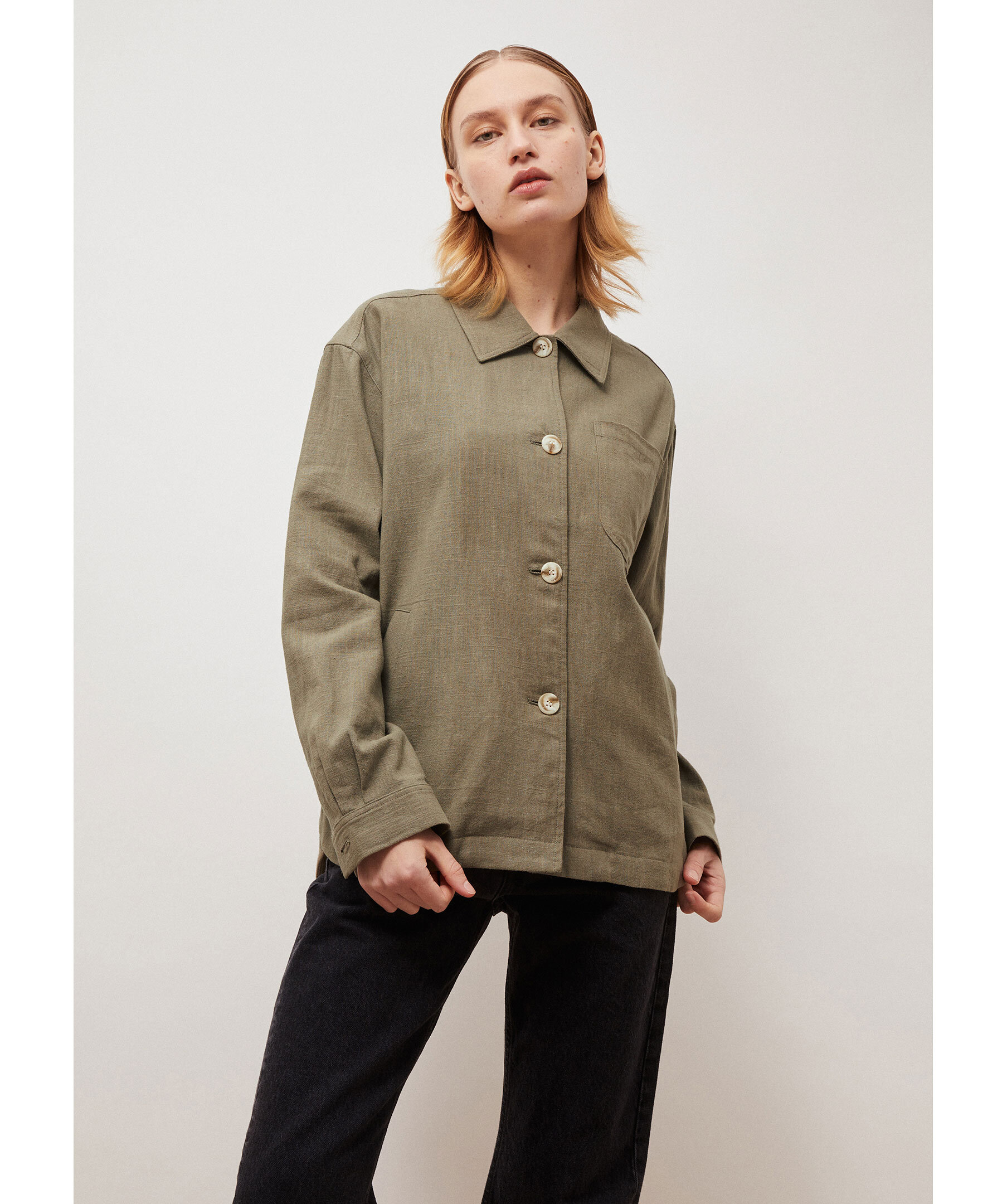 Ally Linen 1