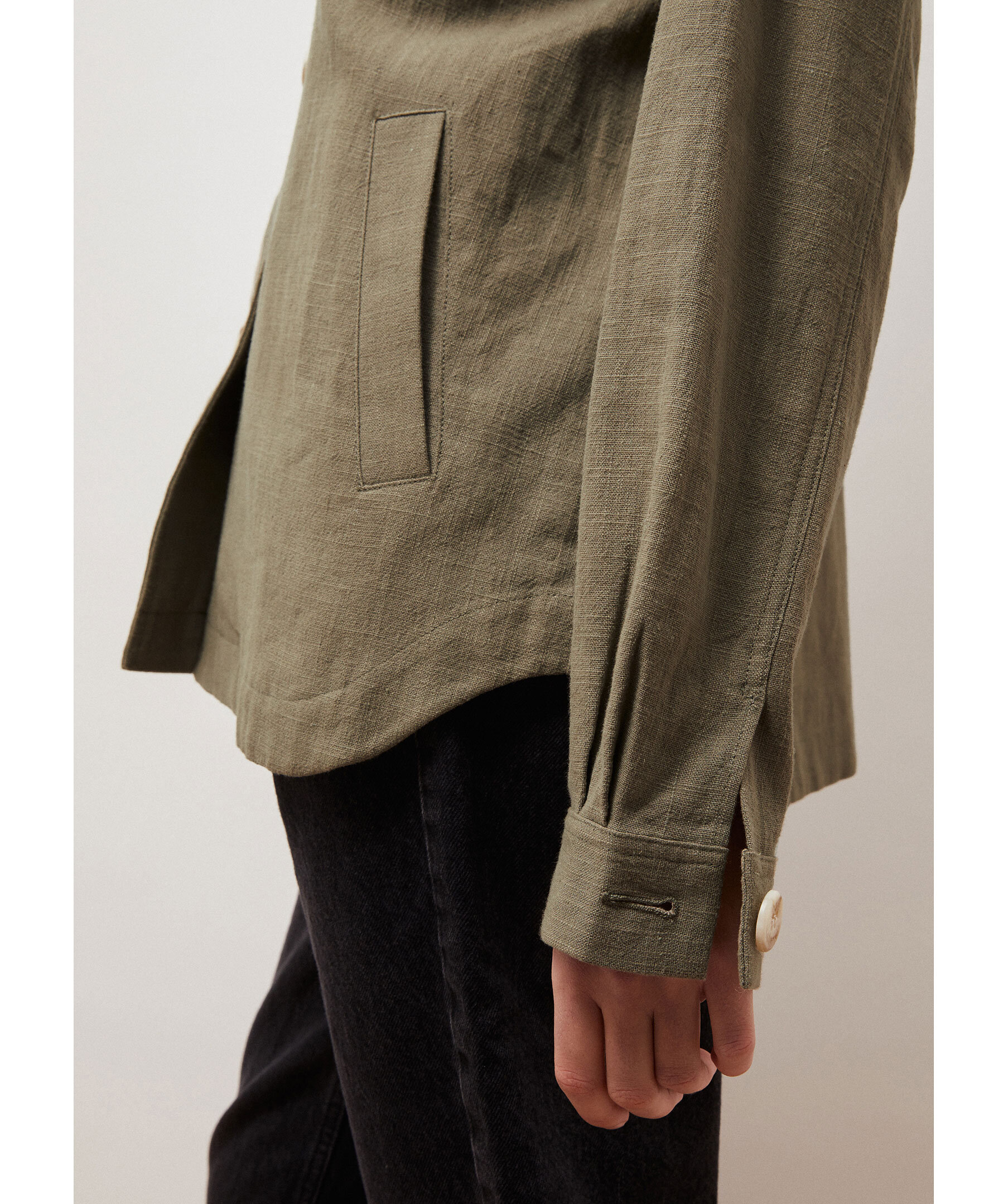 Ally Linen 4