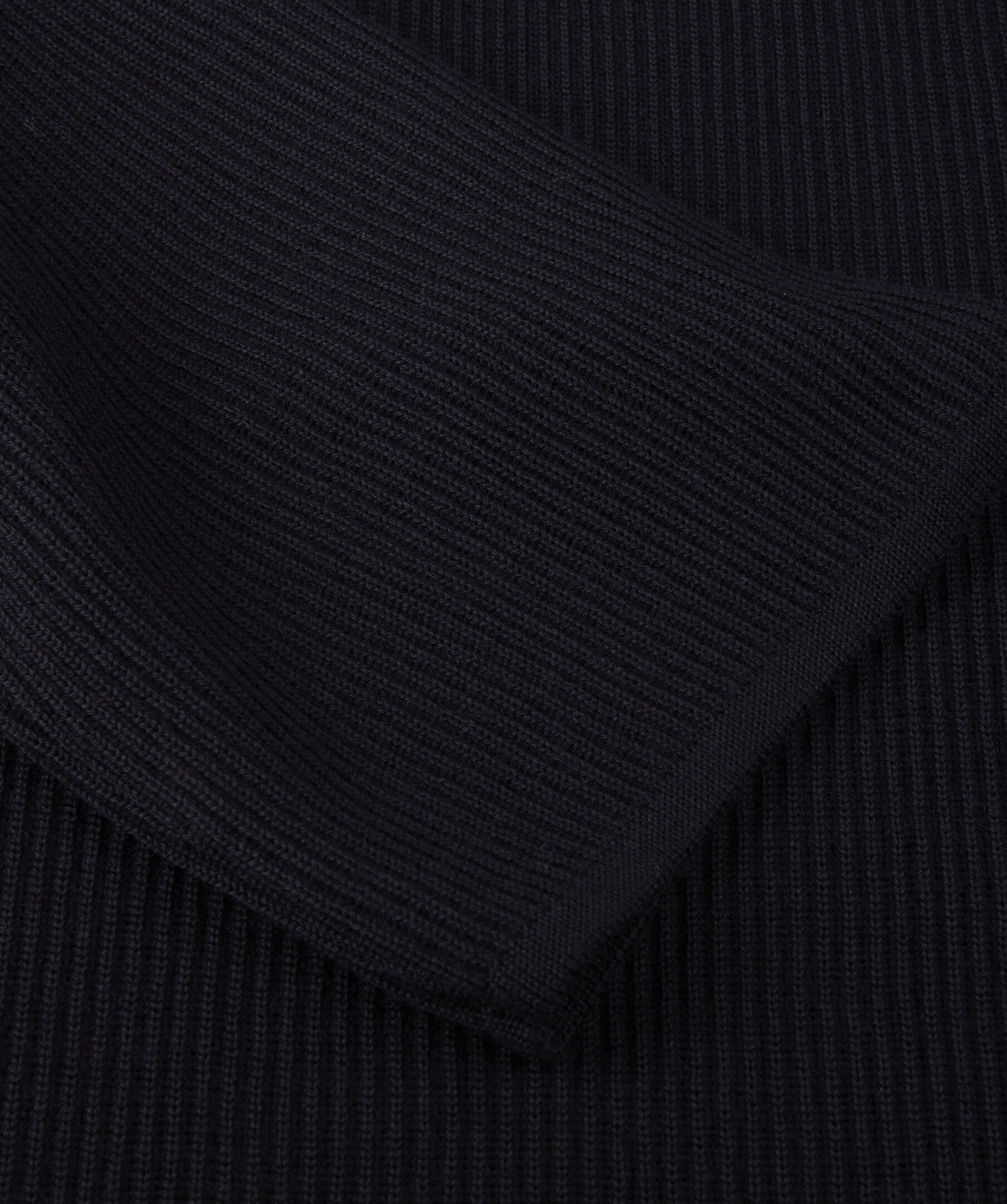 Damina Knit Rollneck 4