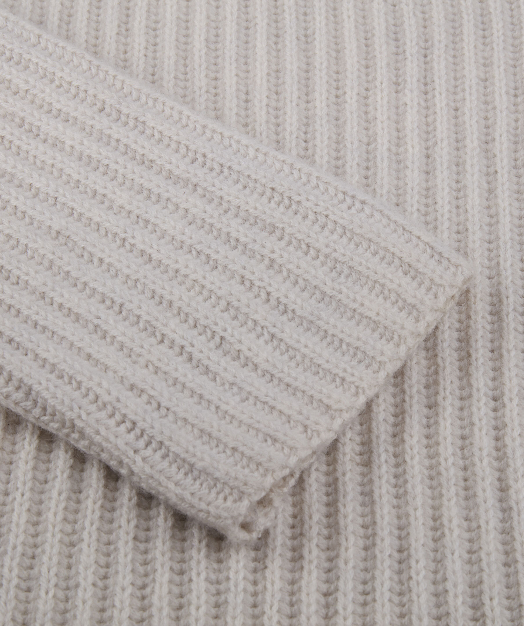 Dennie Knit Rollneck 4