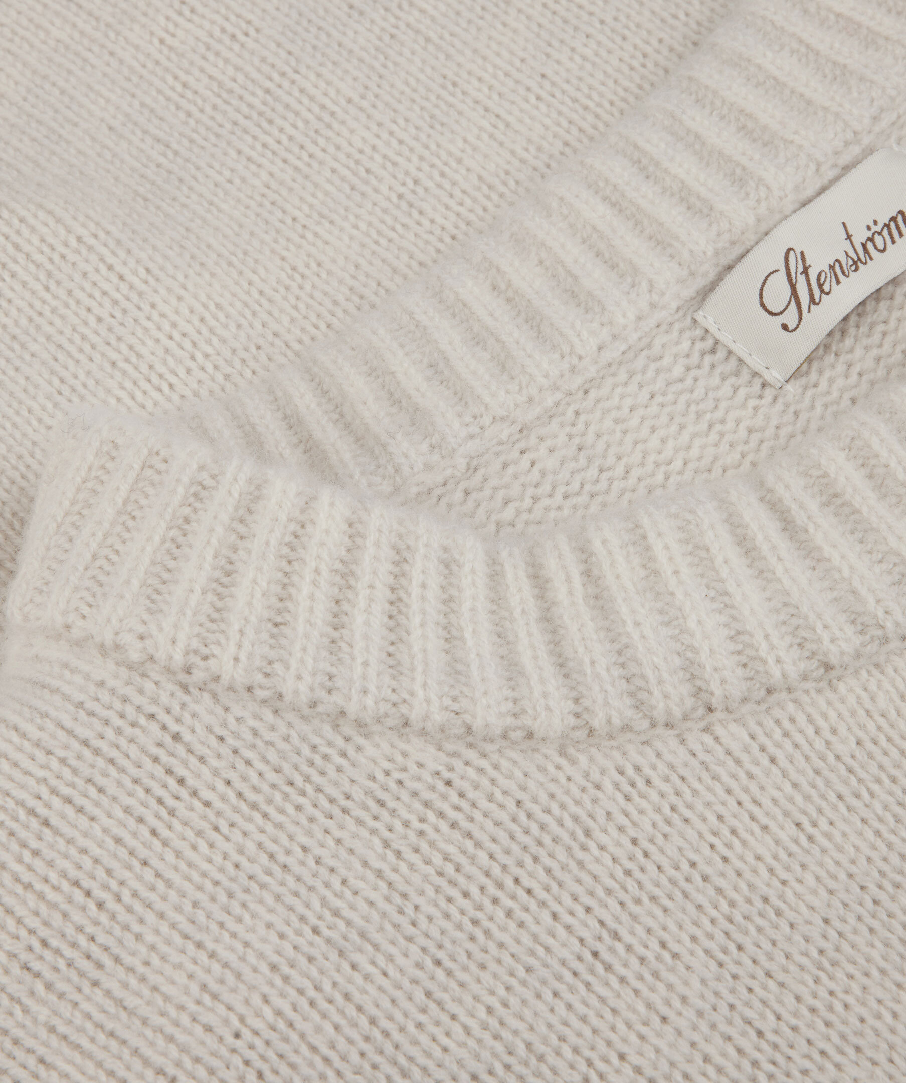 Etoile Sweater 3