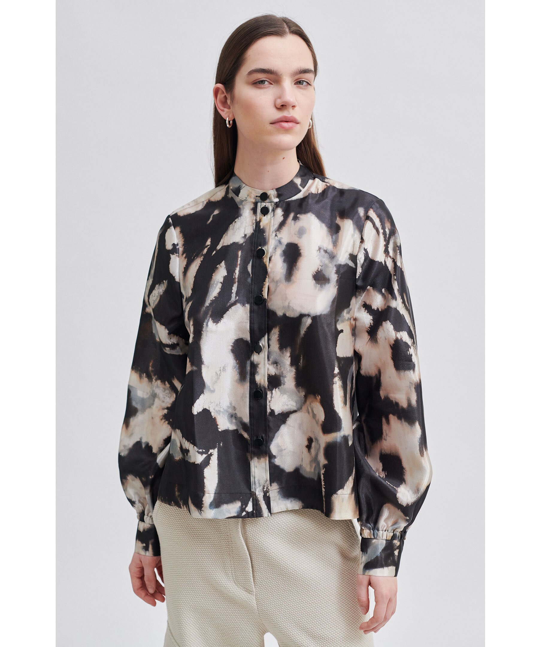 Softly Blouse 1