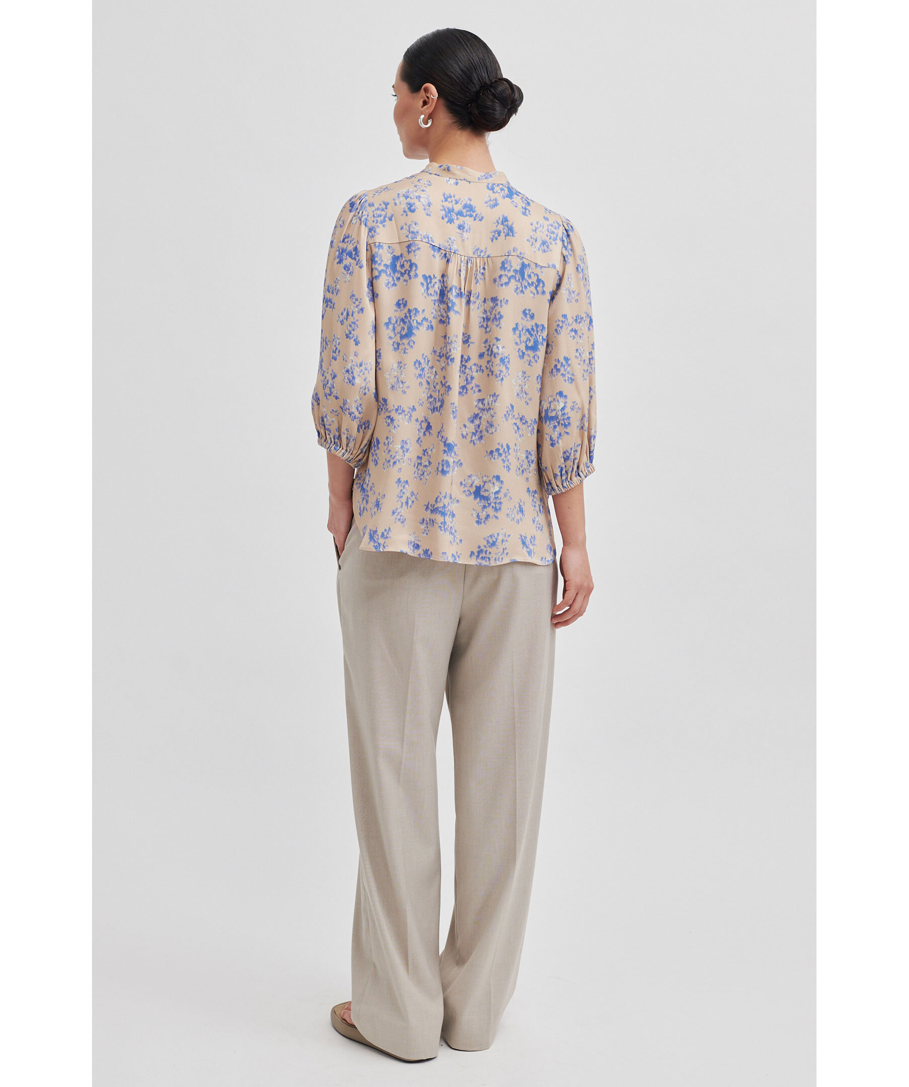 Riss Blouse 2