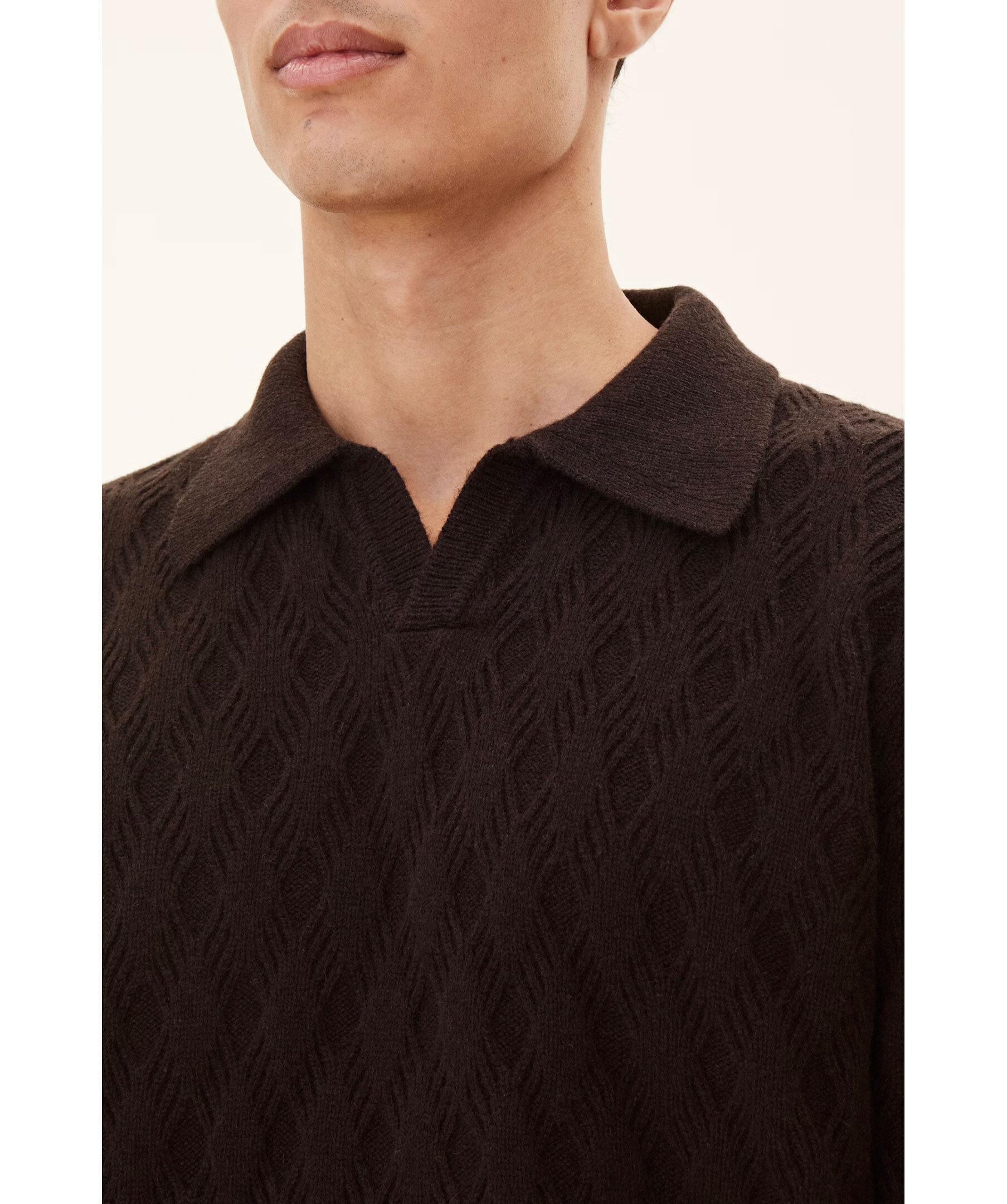 Melker Structure V Neck 2