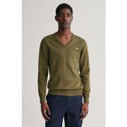 Classic cotton v-neck