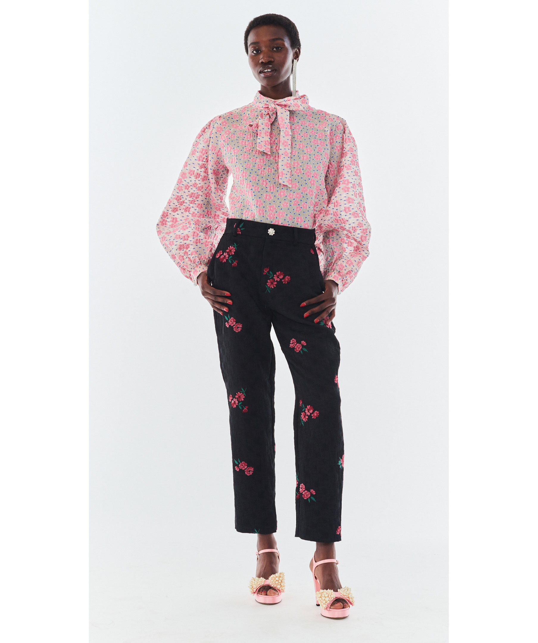 handla-dafne-blouse-rosa-hos-johnells-se-3076586-0301