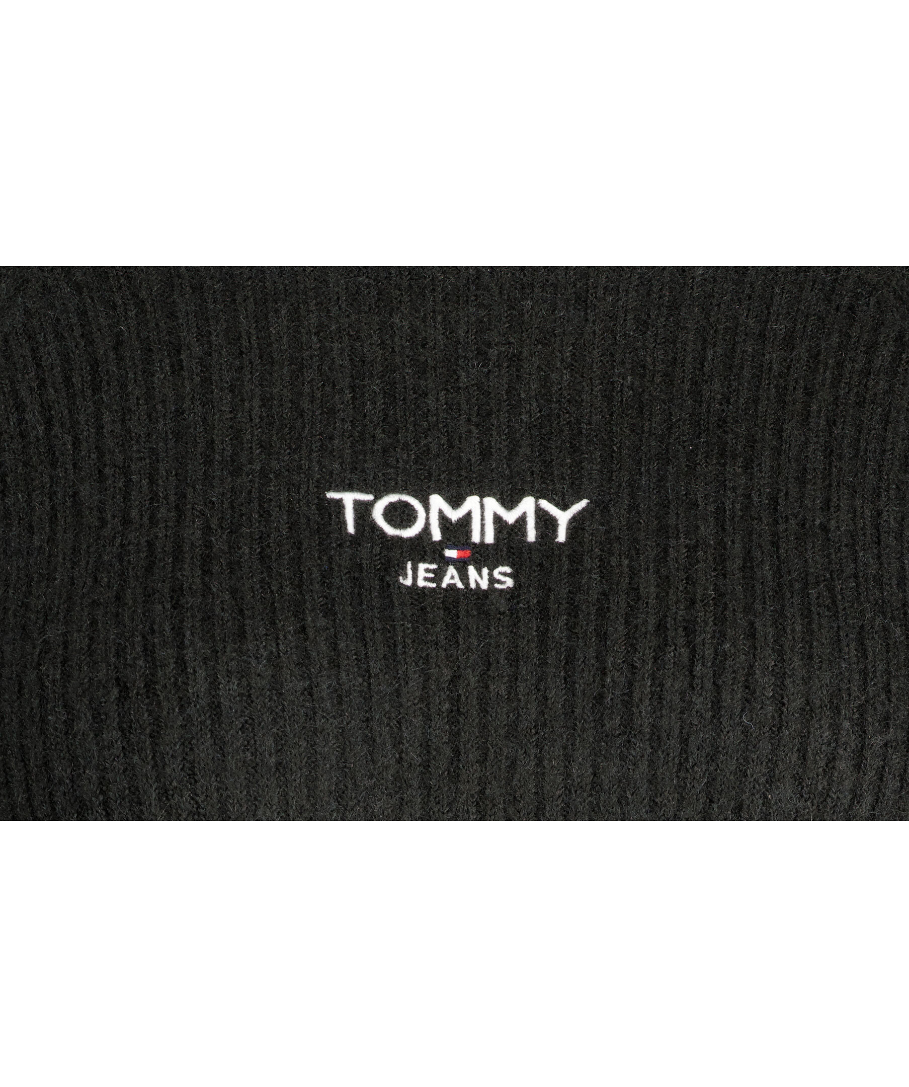 TJW Rlx Turtleneck Knit 2