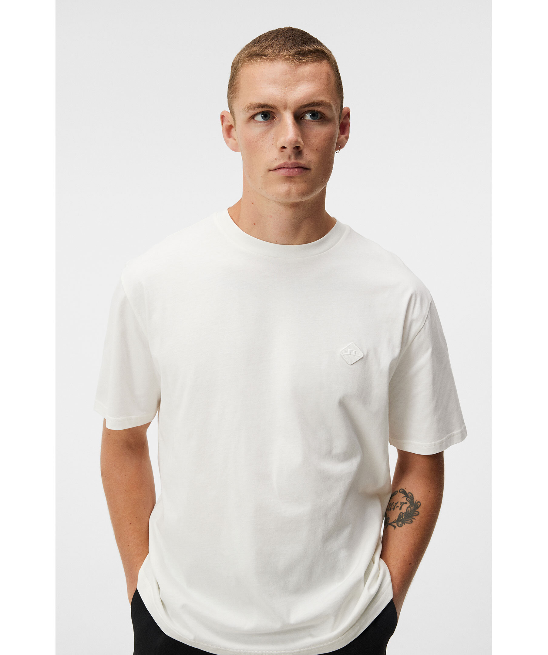 Hale Logo Patch T Shirt 4