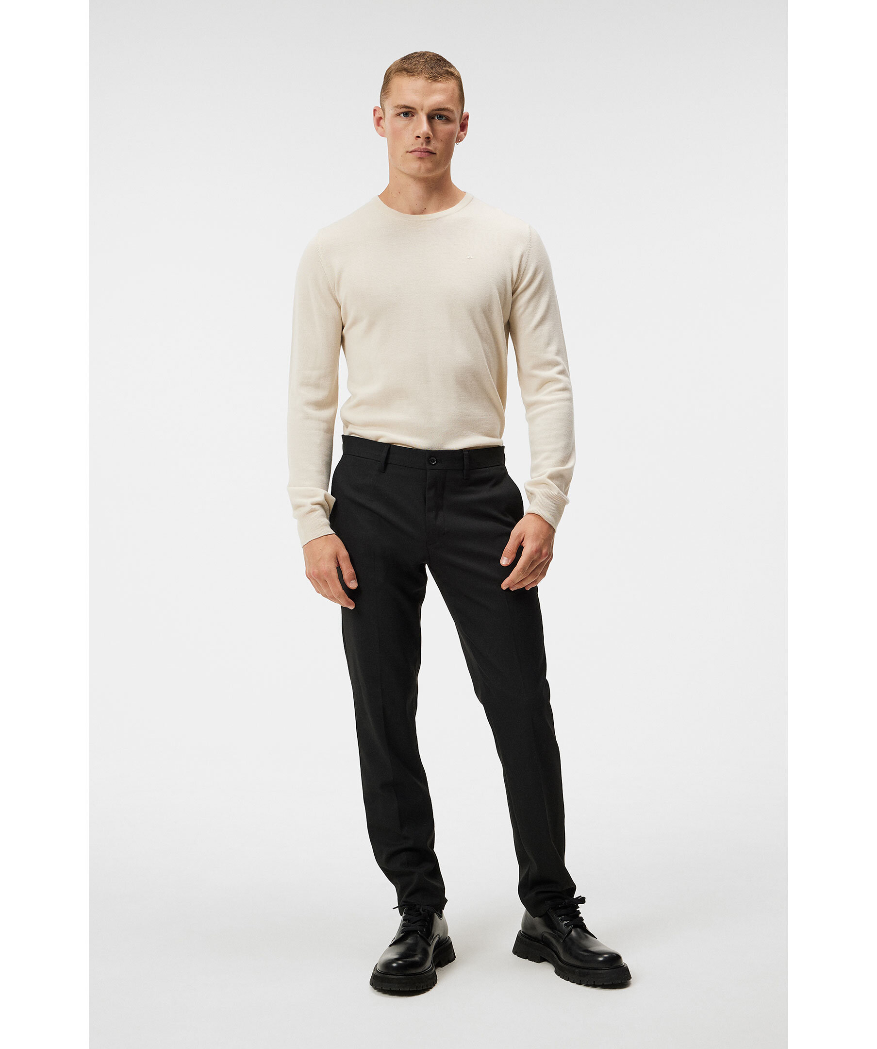 Lyle merino crew neck 3