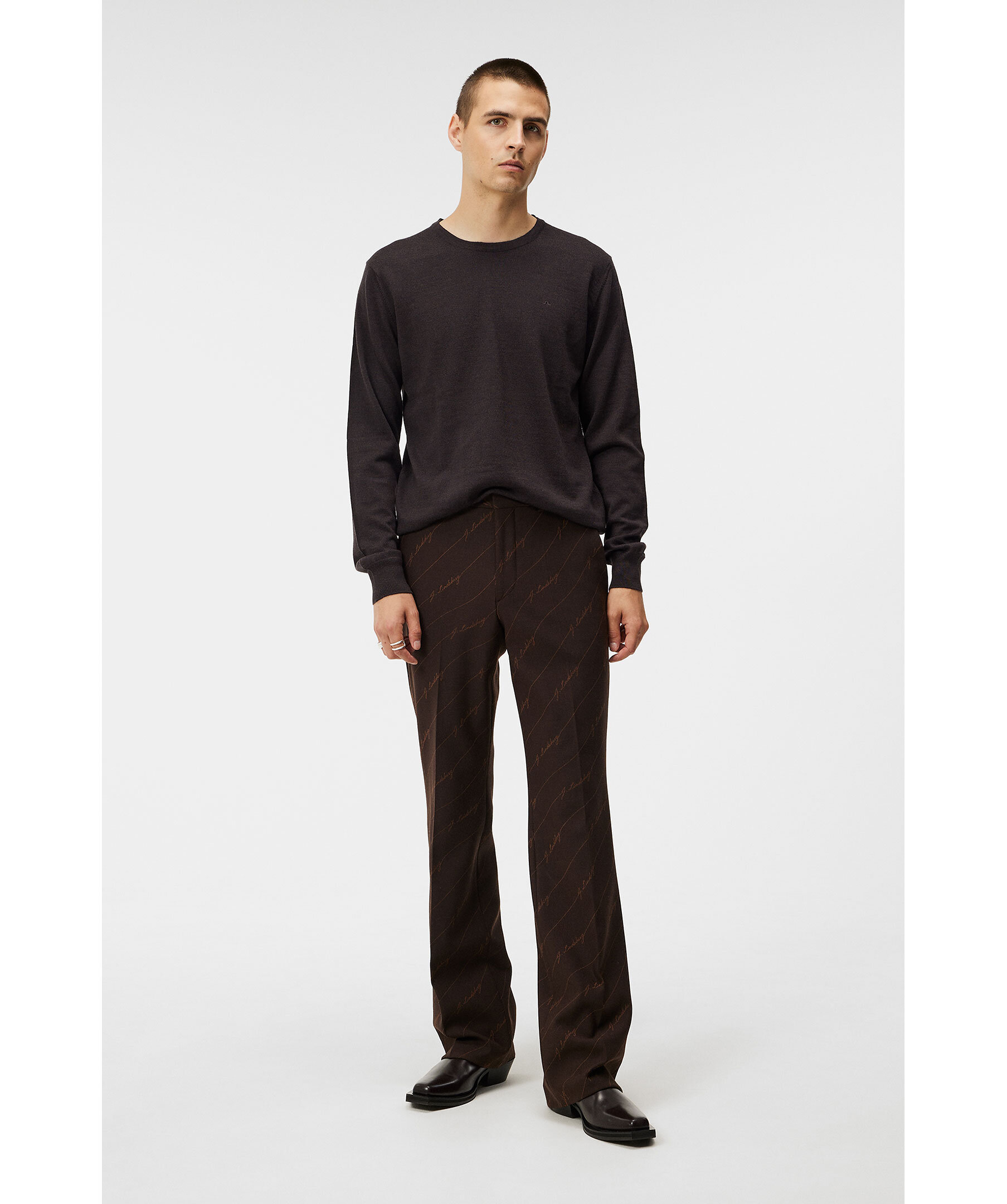 Lyle merino crew neck 3