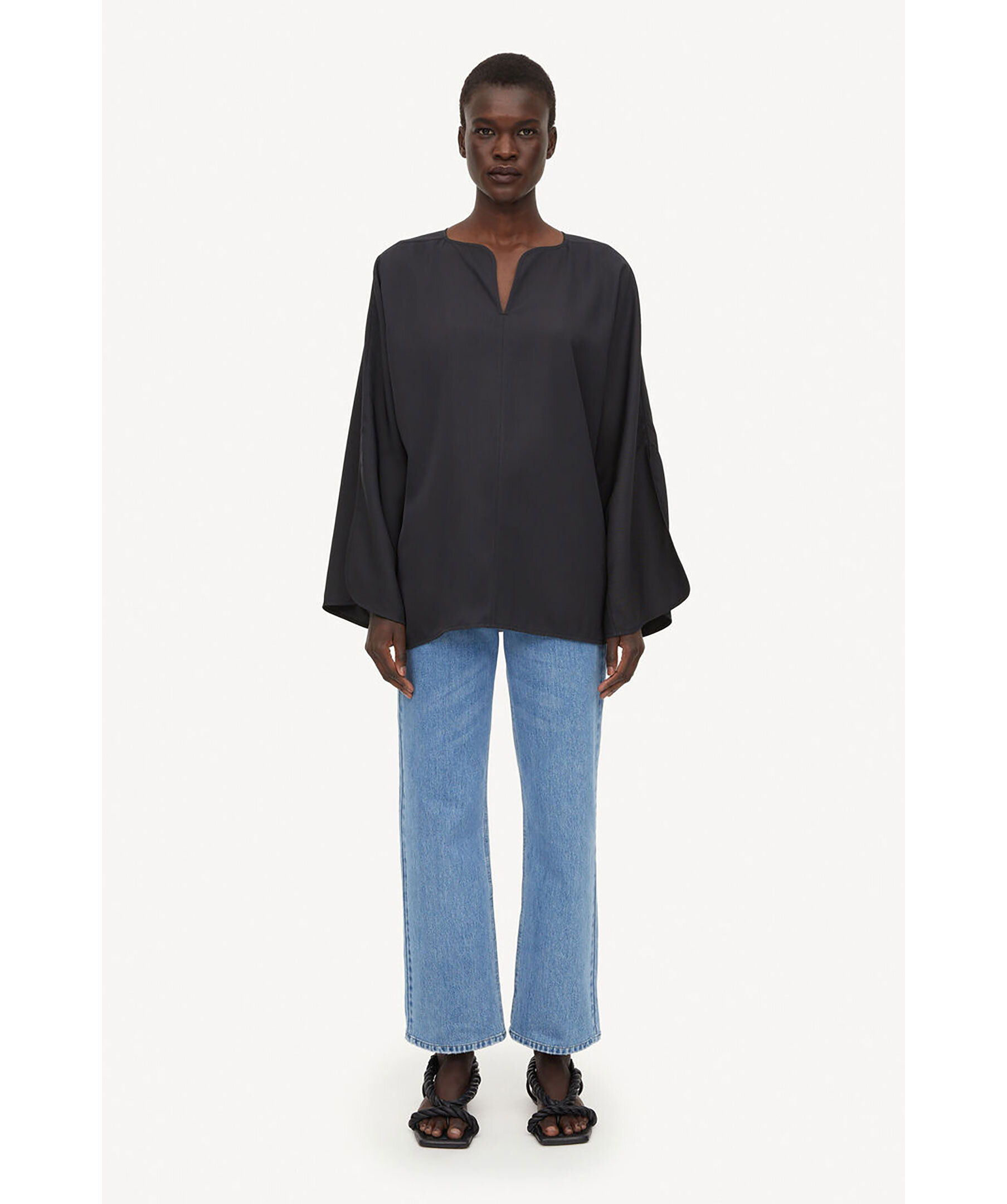 Calias blouse 2