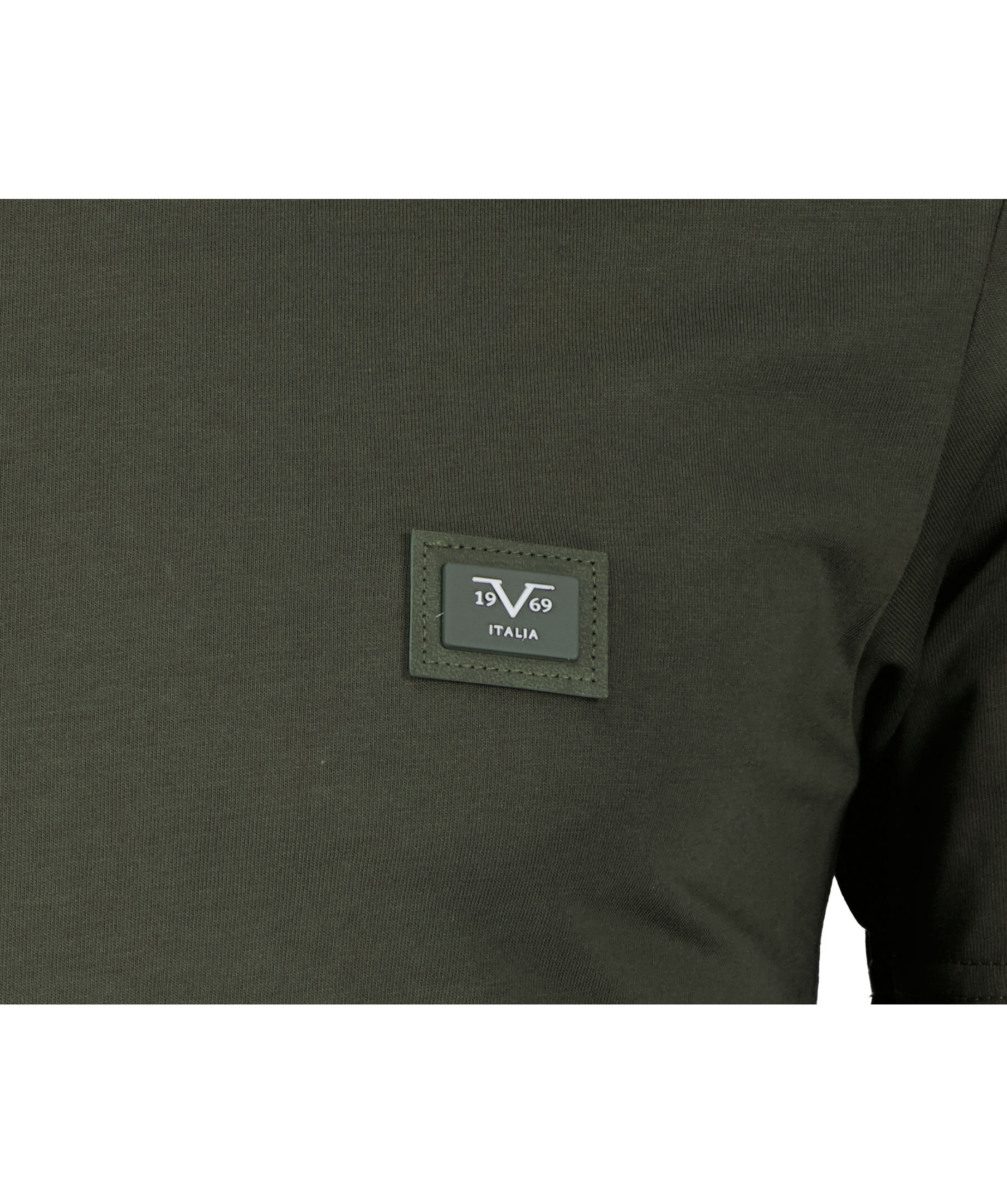 Basic T Shirt 3